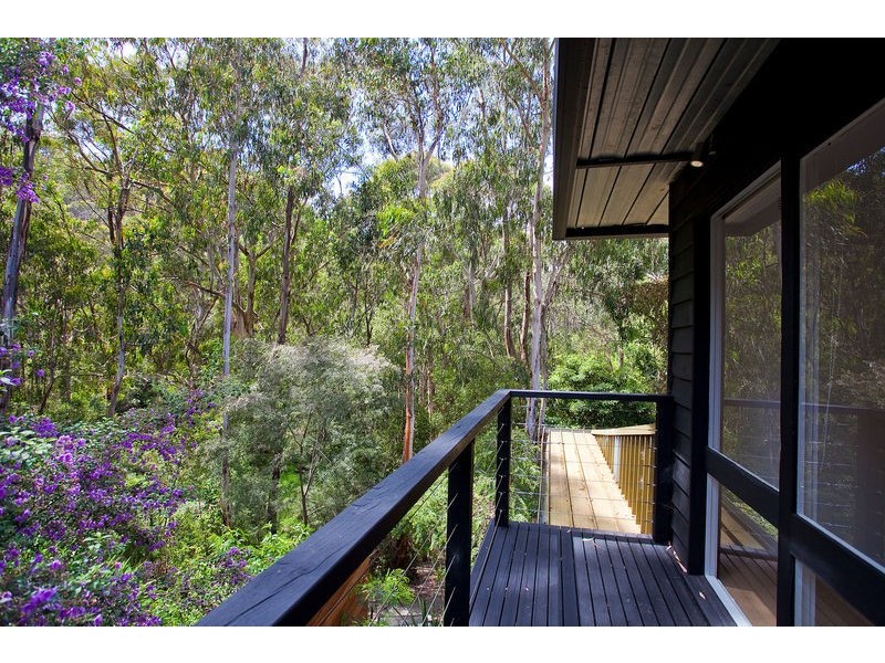 1/6 Richardson Boulevard, Lorne VIC 3232