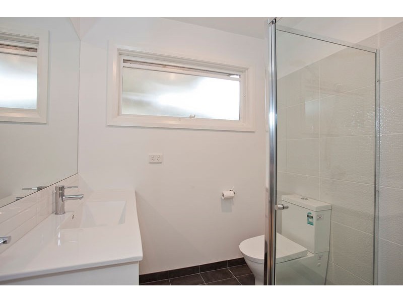 1/6 Richardson Boulevard, Lorne VIC 3232