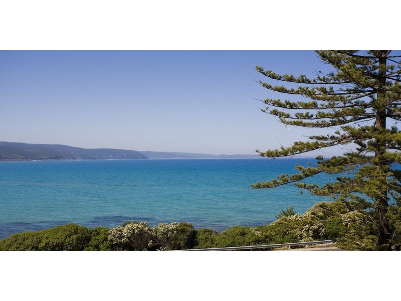 264 Mountjoy Pde, Lorne VIC 3232