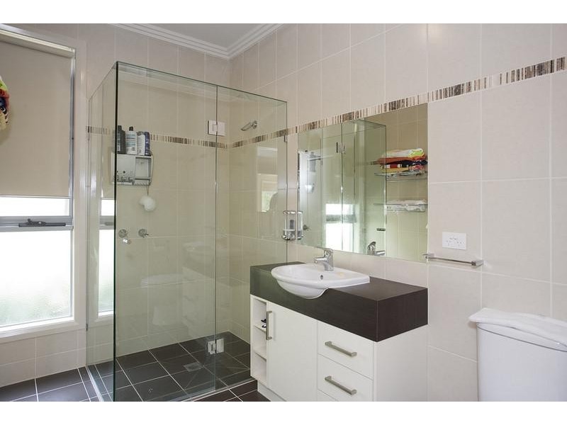 11 Richardson Boulevard, Lorne VIC 3232
