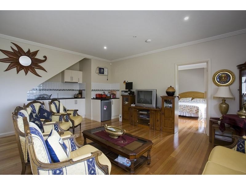 11 Richardson Boulevard, Lorne VIC 3232