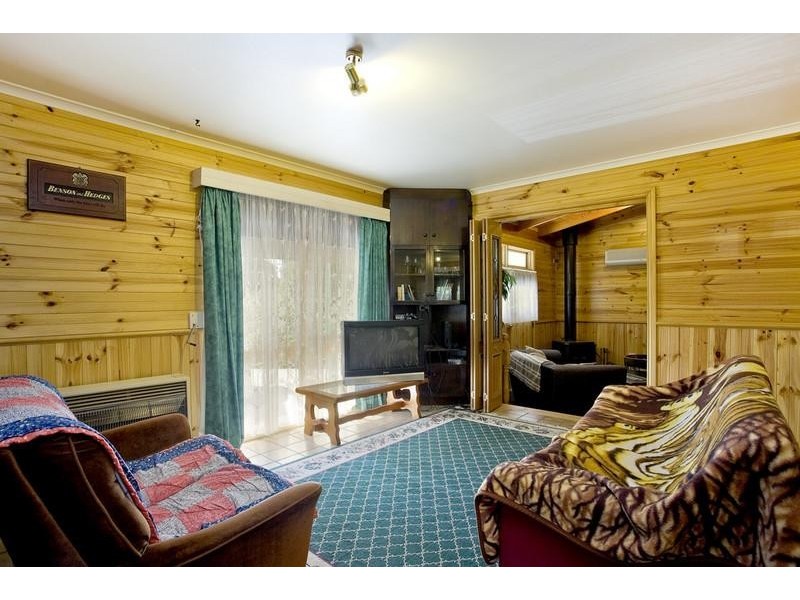 15 Grant Street, Forrest VIC 3236