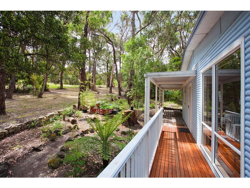 48 Waverley Avenue, Lorne VIC 3232