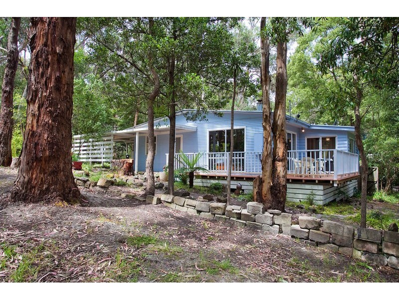 48 Waverley Avenue, Lorne VIC 3232