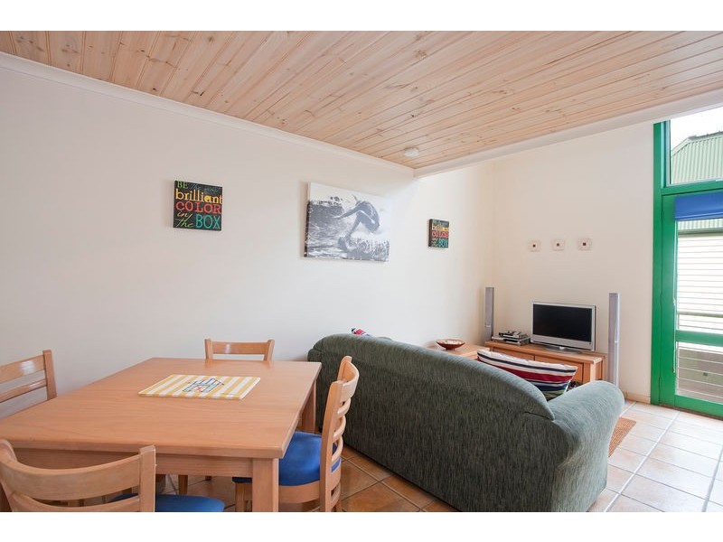 17/22-28 Mountjoy Parade, Lorne VIC 3232