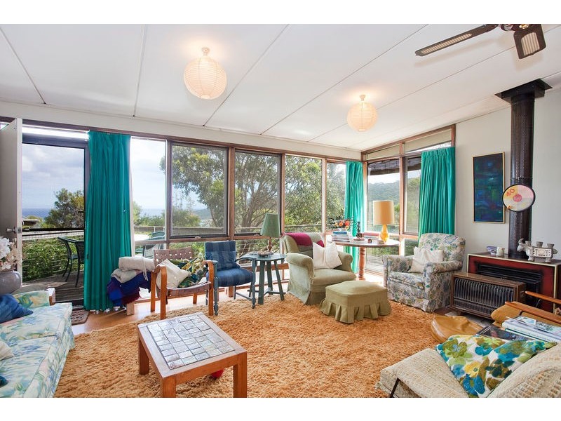 10 Mitchell Grove, Separation Creek VIC 3221