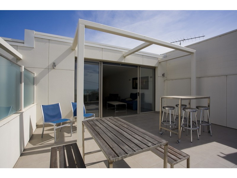 1, 4, 5 & 6/118 Mountjoy Parade, Lorne VIC 3232