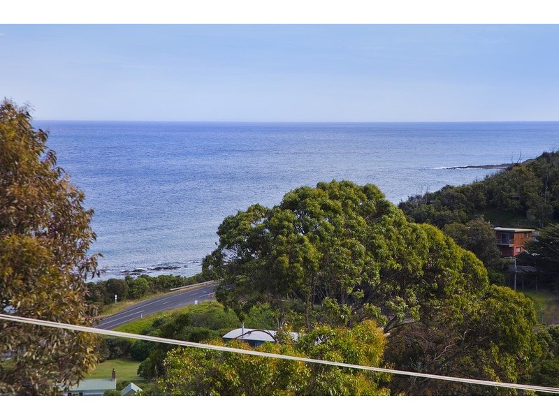 25 Harrington Street, Separation Creek VIC 3221