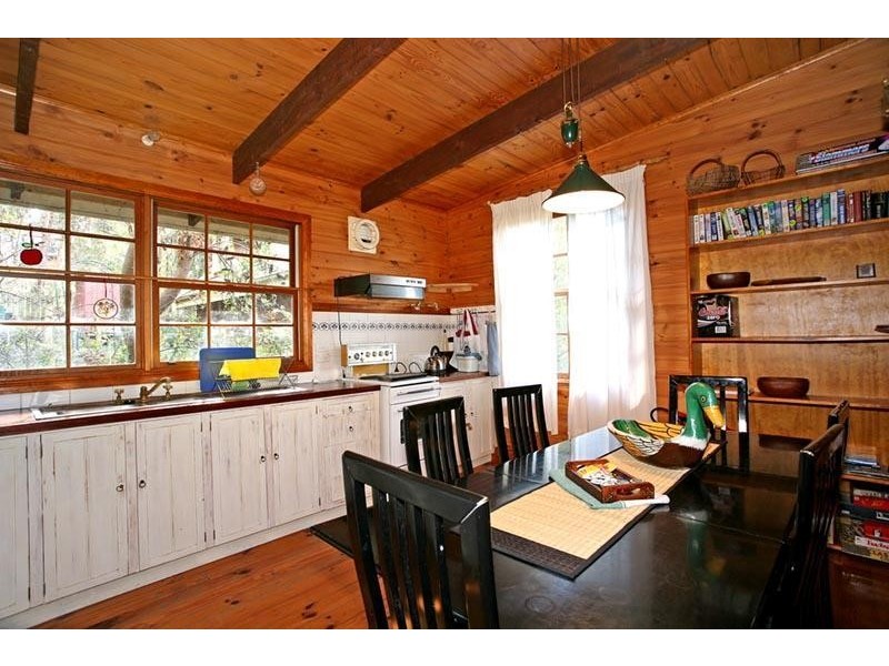 19 Belvedere Terrace, Lorne VIC 3232