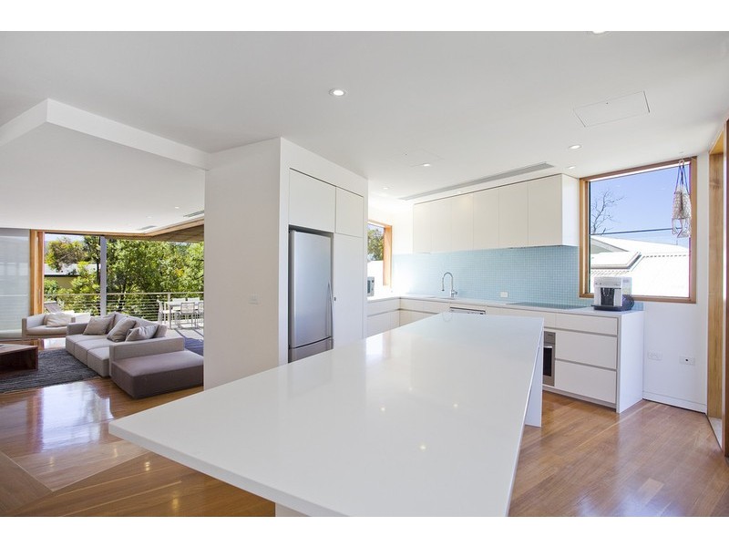 6 Fern Avenue, Lorne VIC 3232