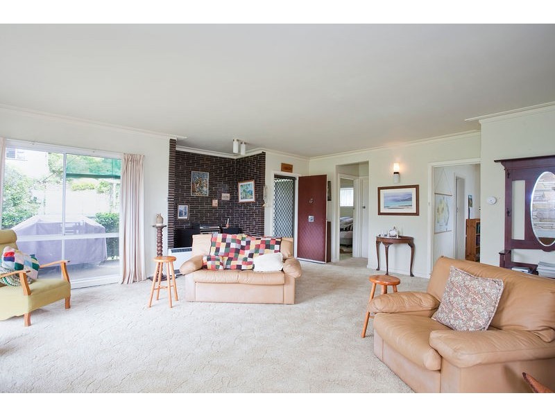 12 Neade Street, Lorne VIC 3232