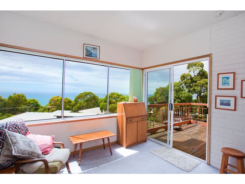 12 Neade Street, Lorne VIC 3232