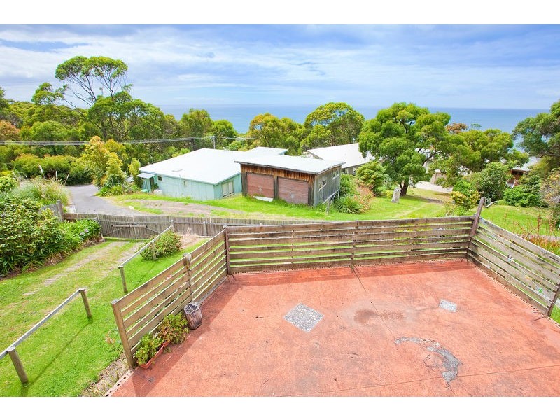 12 Neade Street, Lorne VIC 3232