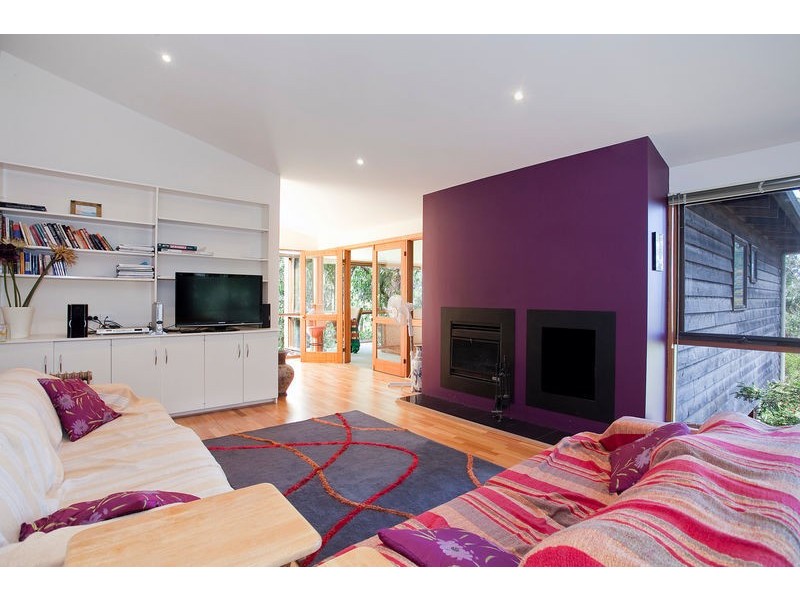 26 Richardson Boulevarde, Lorne VIC 3232