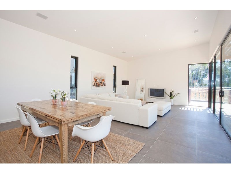 24 Toorak Terrace, Lorne VIC 3232