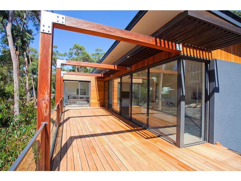 24 Toorak Terrace, Lorne VIC 3232