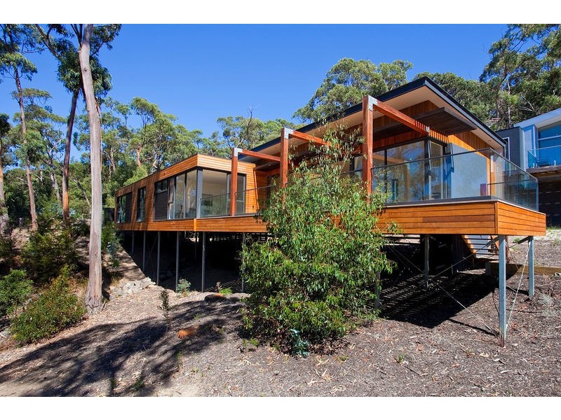 24 Toorak Terrace, Lorne VIC 3232