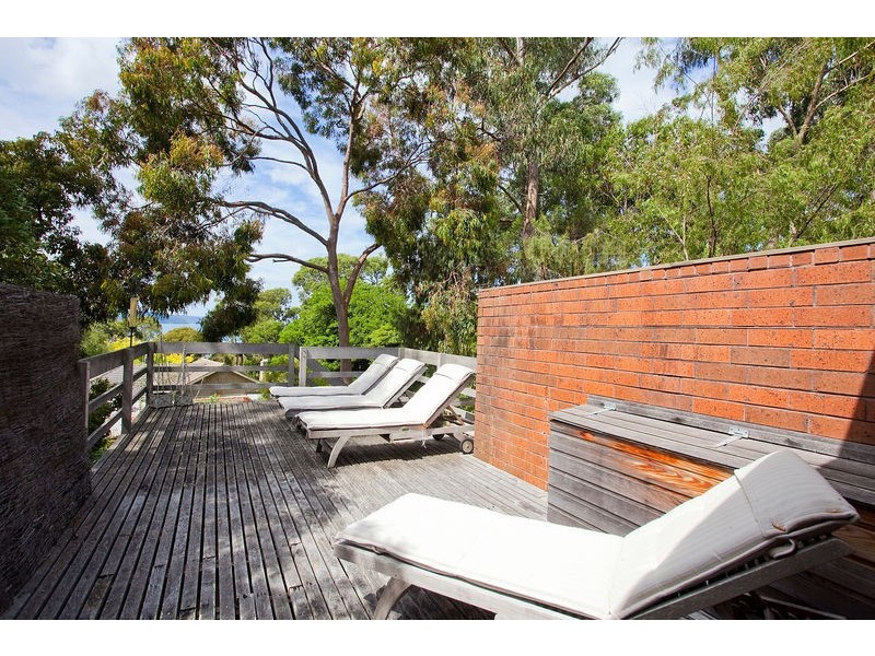31 Charles Street, Lorne VIC 3232