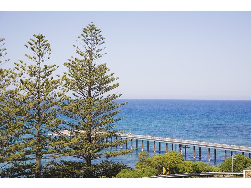 264 Mountjoy Pde, Lorne VIC 3232