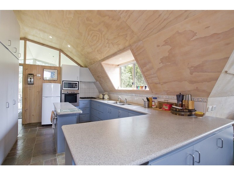 29 Gibson Avenue, Kennett River VIC 3221