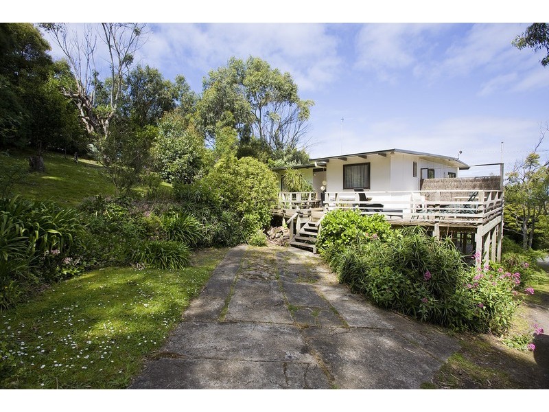 12 Sarsfield Street, Separation Creek VIC 3221