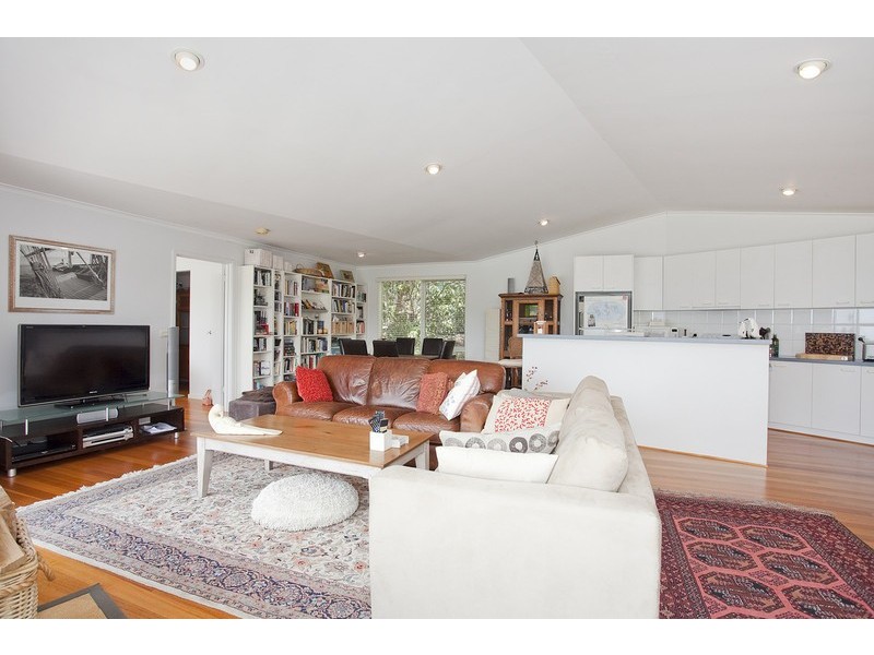 13 Wallace Street, Lorne VIC 3232
