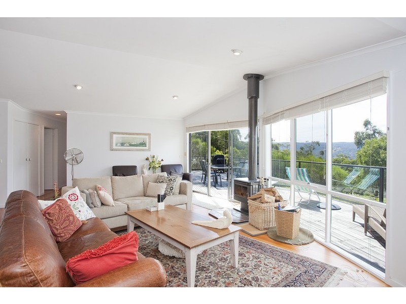 13 Wallace Street, Lorne VIC 3232