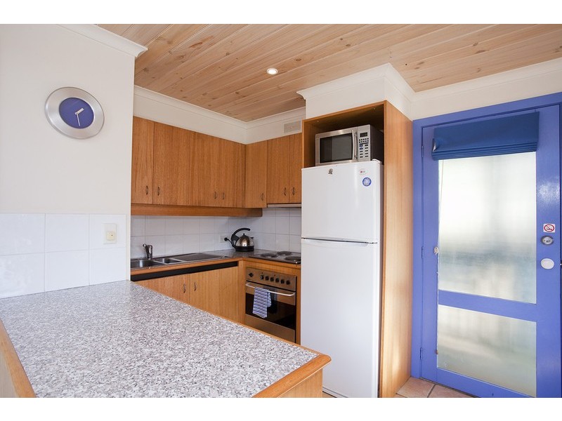 15/22-28 Mountjoy Parade, Lorne VIC 3232