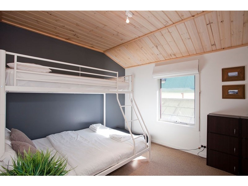 8/22-28 Mountjoy Parade, Lorne VIC 3232