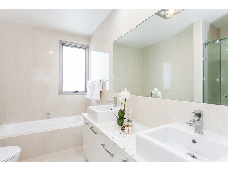 4 & 5  Roache Court, Lorne VIC 3232