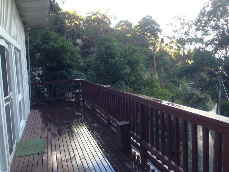 9  Wallace Street, Wye River VIC 3221
