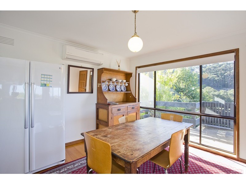 25 Richardson Boulevard, Lorne VIC 3232