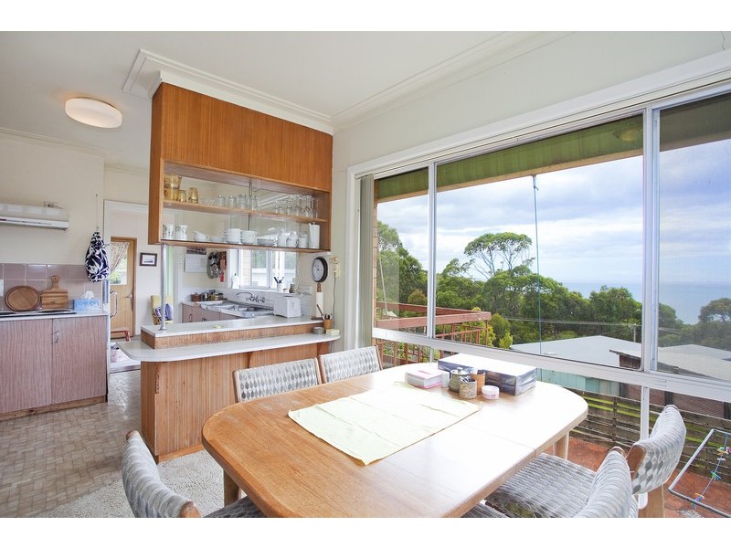 12 Neade Street, Lorne VIC 3232