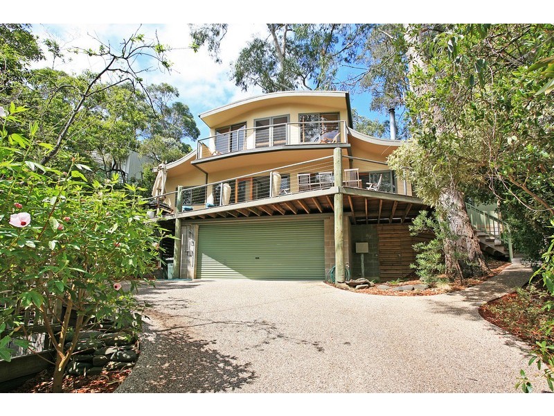 14a Charles Street, Lorne VIC 3232