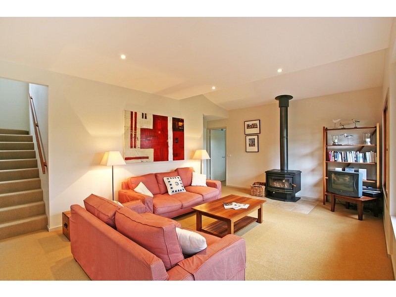 14a Charles Street, Lorne VIC 3232