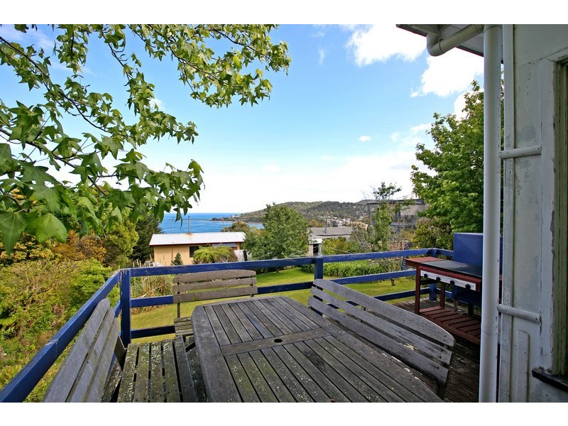 4 Belvedere Terrace, Lorne VIC 3232