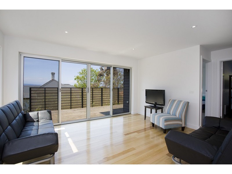 2/127 Smith Street, Lorne VIC 3232
