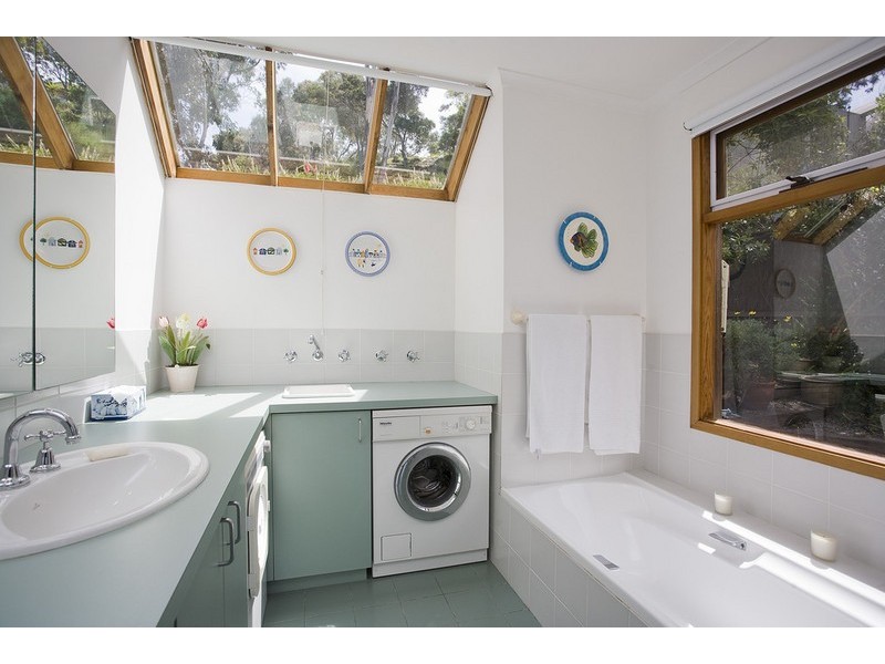 17 Summerhills Avenue, Lorne VIC 3232