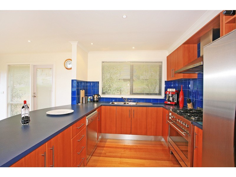 22 Normanby Terrace, Lorne VIC 3232