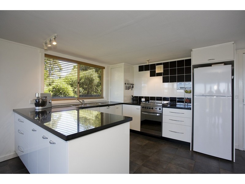 75 Sincocks Road, Lorne VIC 3232