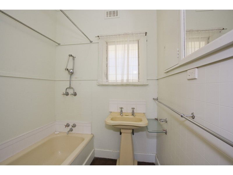 25 Dorman Street, Lorne VIC 3232