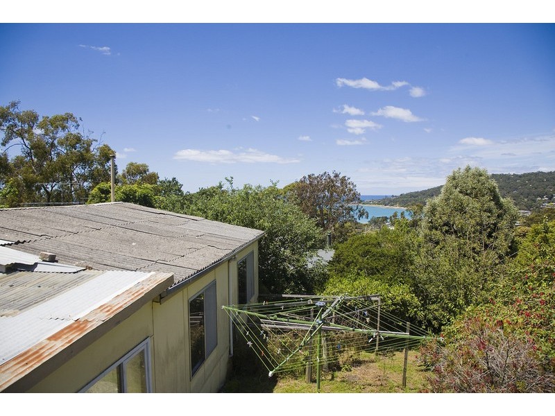 17 Gwynne Avenue, Lorne VIC 3232