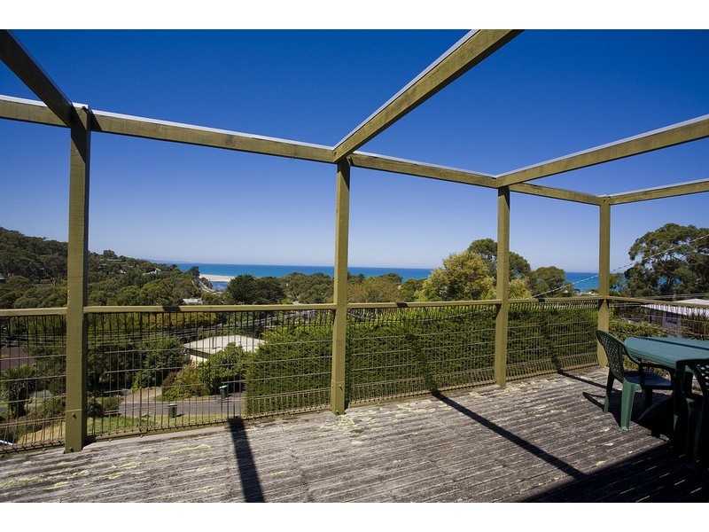 8 Grand Parade, Lorne VIC 3232