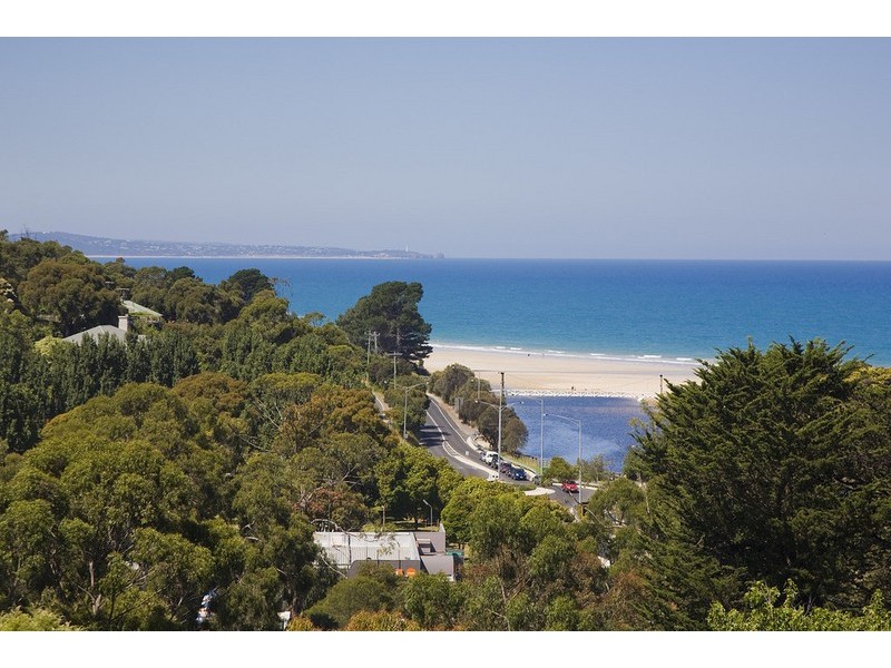 8 Grand Parade, Lorne VIC 3232