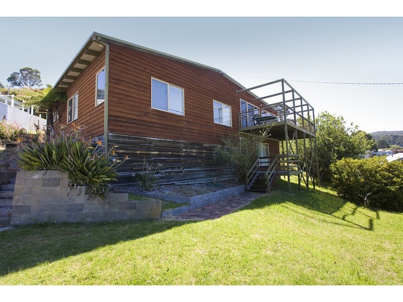 8 Grand Parade, Lorne VIC 3232