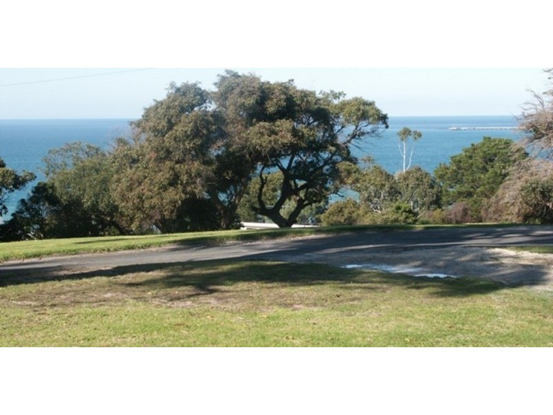 5 Howard  Street, Lorne VIC 3232