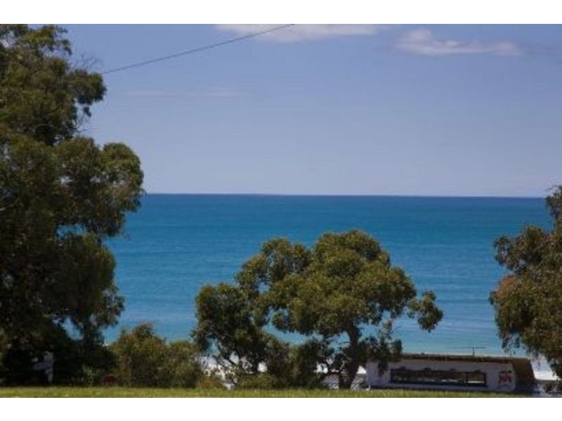 5 Howard  Street, Lorne VIC 3232