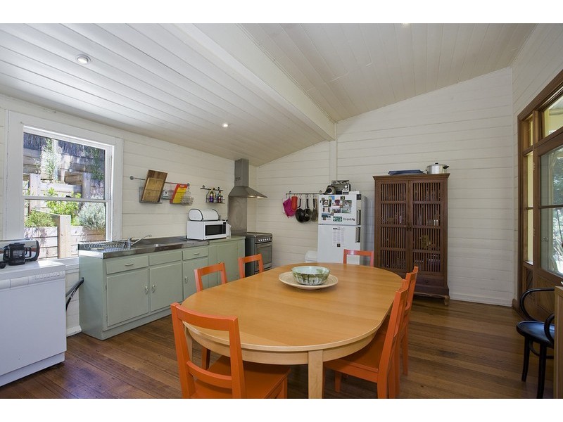 4 Beal Street, Lorne VIC 3232