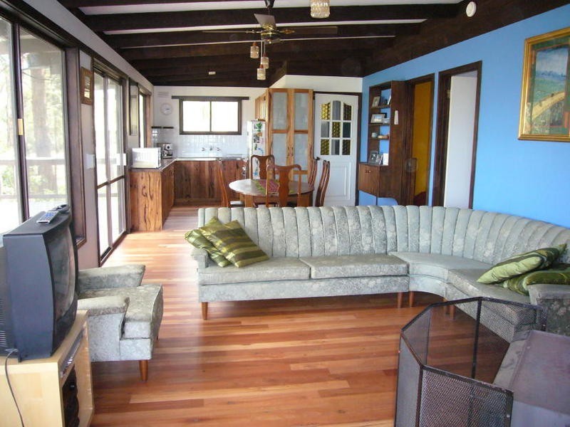 10 RIDGE Road, Kennett River VIC 3221