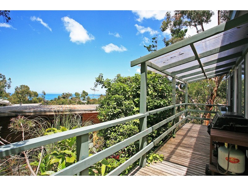 7  Waverley Avenue, Lorne VIC 3232